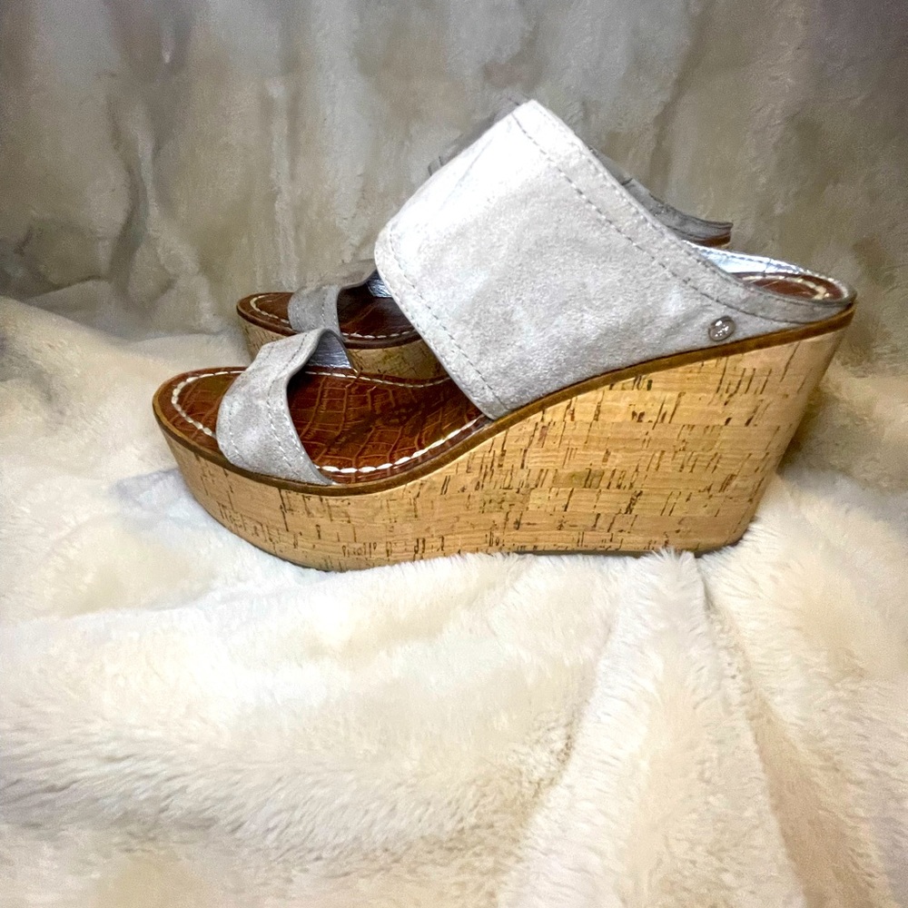 Wedge Sandals Gray Suede Cork Wedge Open Toe Size 7 - Picture 4 of 6